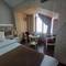 Отель Hotel The Royal
