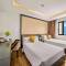 Отель Palazzo Da Nang Beach Hotel
