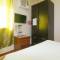 Отель RedDoorz Near Talisay District Hospital
