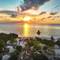 Отель The Maverick Surf & Dive Lodge