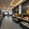 Отель Shining Central Hotel & Spa