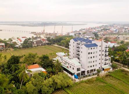 Отель Eco Lux Riverside Hotel & Spa