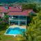 Отель Seyscapes Luxury Accommodation