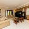 Отель Seyscapes Luxury Accommodation