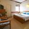 Отель Mike Hotel