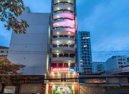 Отель Star Light Hotel Nha Trang