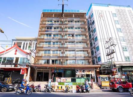 Отель Aspira Central Patong
