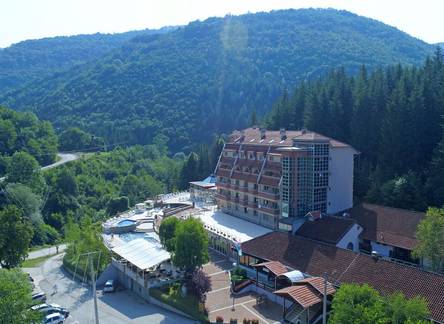 Отель Hotel Jelak