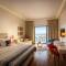 Отель Isabella Island Miramare Suites & Villas