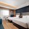 Отель Holiday Inn Express Sanya Bay