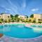 Отель Ninos Serena Holiday Resort