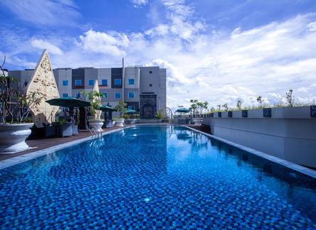 Отель ibis Yogyakarta Adi Sucipto