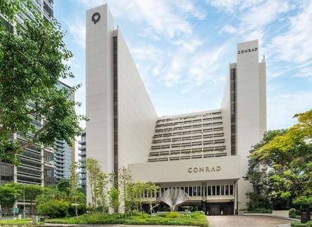 Отель Conrad Singapore Orchard