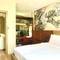 Отель The Henry Hotel Roost Bacolod