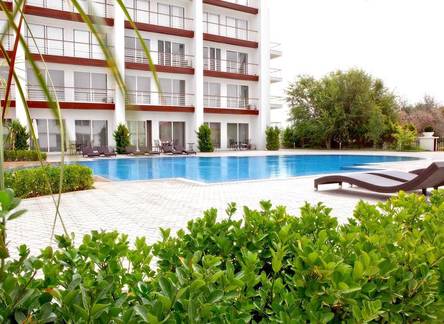 Отель Sea Breeze Resort & Residences