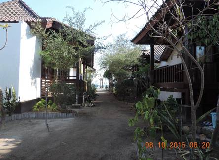 Отель Yaya Bungalows Blue Coral