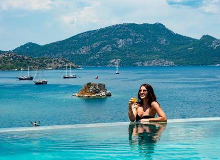 Отель Alice Tatil Evi