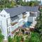 Отель Beacon By The Bay Villa