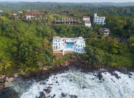 Отель Talalla Blue Beach Villa