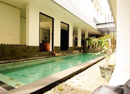 Отель Bintang Darmawan Villa