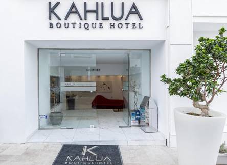 Отель Kahlua Sea View Suites