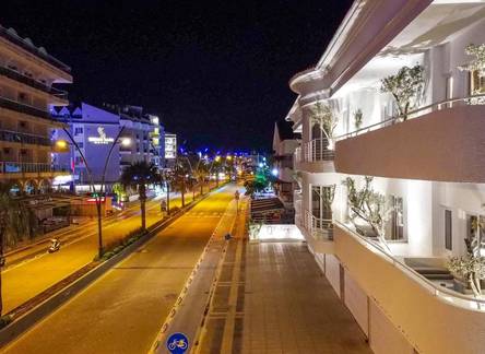 Отель L'Olive Homes