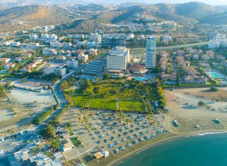 Отель The Tower at St Raphael Resort and Marina