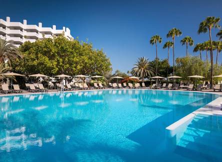 Отель Barcelo Margaritas Royal Level Adults Only