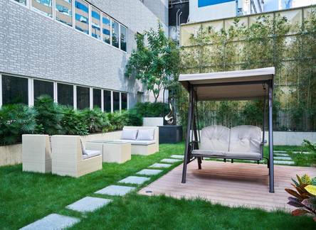 Отель Hotel Ease Tsuen Wan