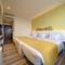 Отель Ours Inn Hankyu