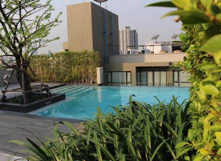 Отель Alix Bangkok Hotel