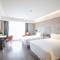 Отель Mercure Harbin West Railway Station