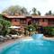Отель Sea Breeze Beach Resort Candolim