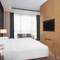 Отель Courtyard by Marriott Shanghai Changfeng Park