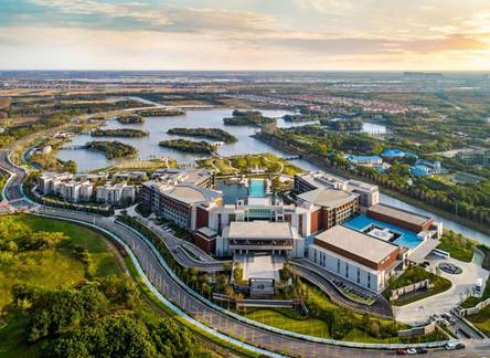 Отель Hilton Shanghai Fengxian
