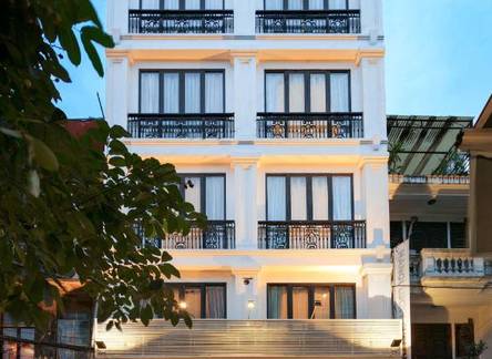 Отель Serene Boutique Hotel & Spa