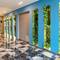 Отель Zoom Hotel