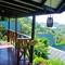 Отель Mango Lodge Apt