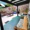 Отель Mango Lodge Apt
