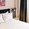 Отель The Royals Hotel