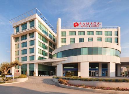 Отель Ramada Hotel Suites by Wyndham Kemalpasa