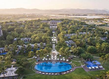 Отель Wanda Reign Resort& Villas Sanya Haitang Bay