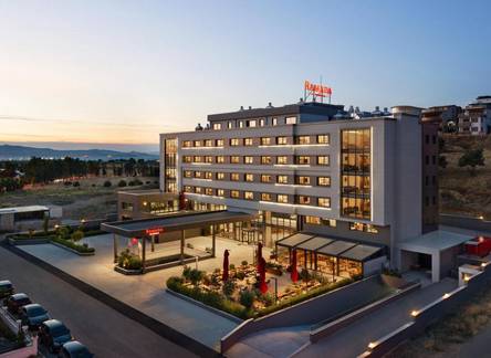 Отель Ramada by Wyndham Izmir Aliaga