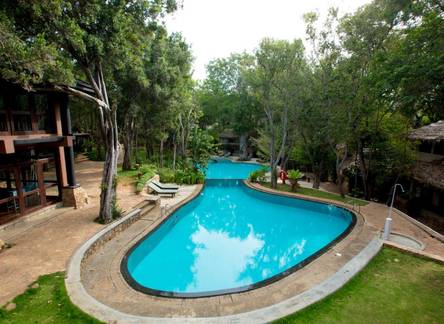 Отель The Deer Park Hotel