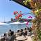 Отель Surfer Caravan Gastro Pub & Suites
