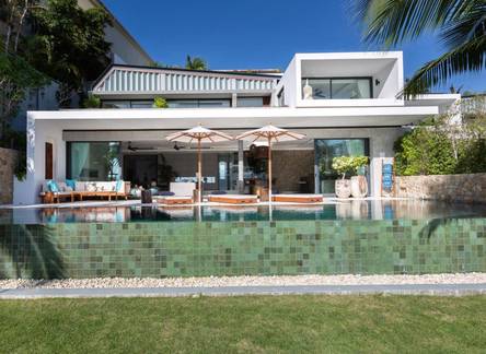 Отель Kerem Luxury Beachfront Villas