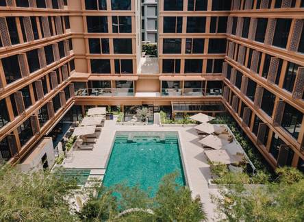 Отель Nysa Hotel Bangkok Sukhumvit 11
