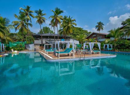 Отель Raya Resorts & SPA