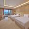 Отель Doubletree By Hilton Sanya Bay