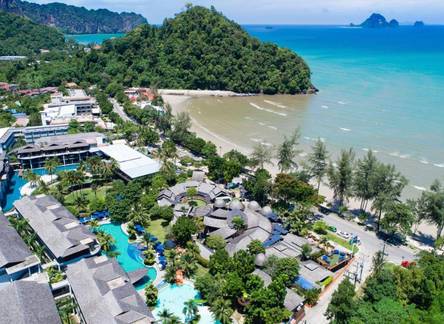 Отель Holiday Ao Nang Beach Resort, Krabi